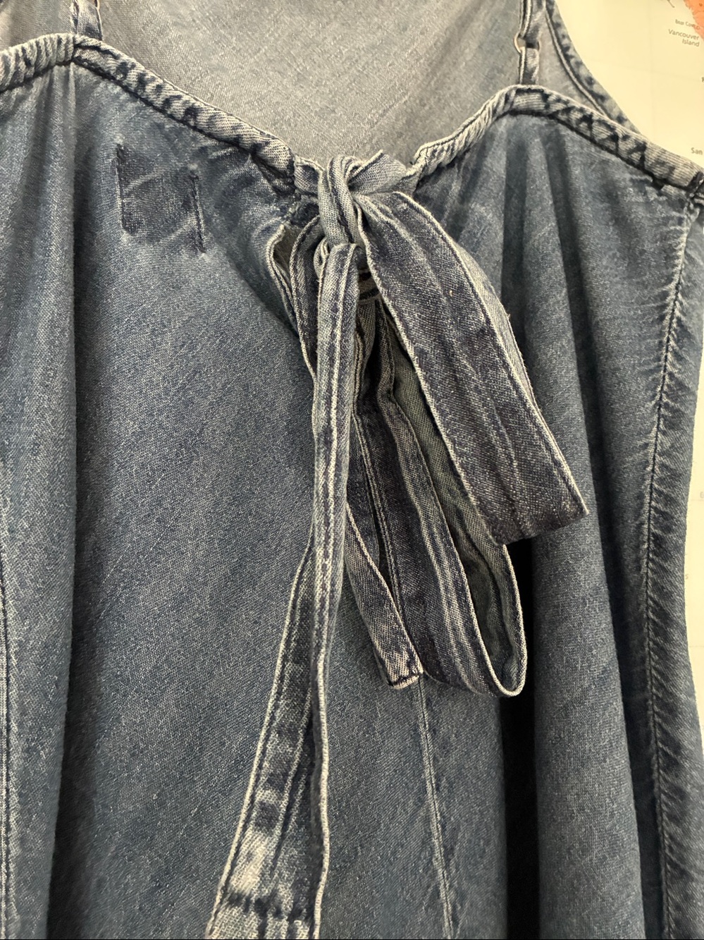 Lightweight denim maxi dresss size XS XSP Gap bias cut 90s style - Picture 3 of 7